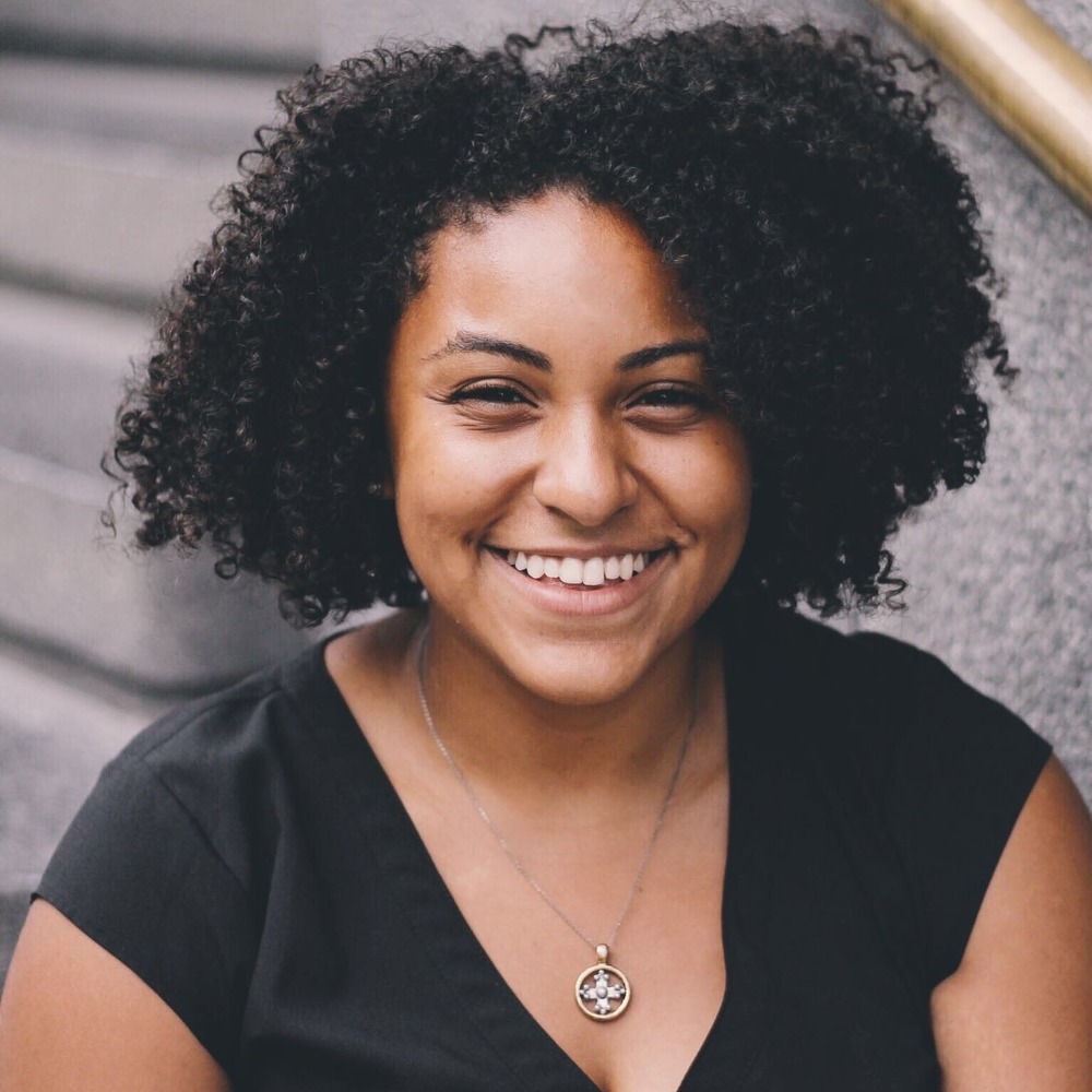 Meet your Posher, Alexis